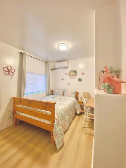 Pink Cozy House 2 Bedrooms Rosemead Εξωτερικό φωτογραφία