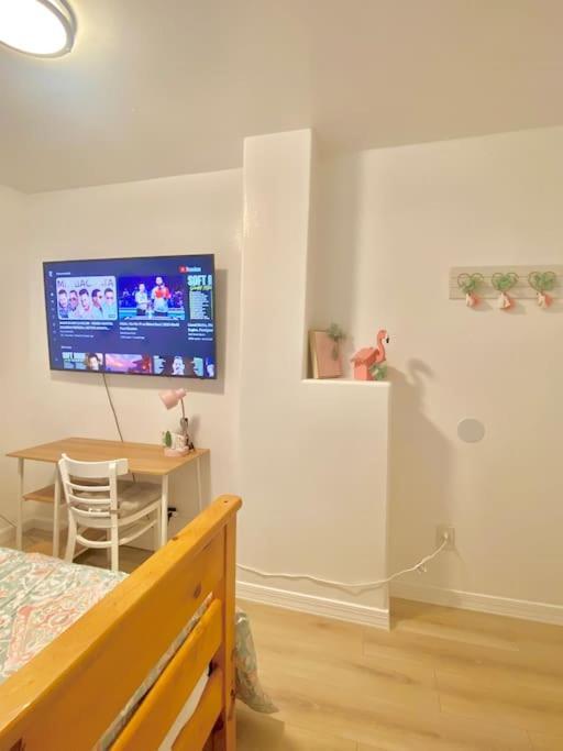 Pink Cozy House 2 Bedrooms Rosemead Εξωτερικό φωτογραφία